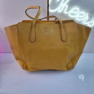 Gucci swing Leather Tote Bag